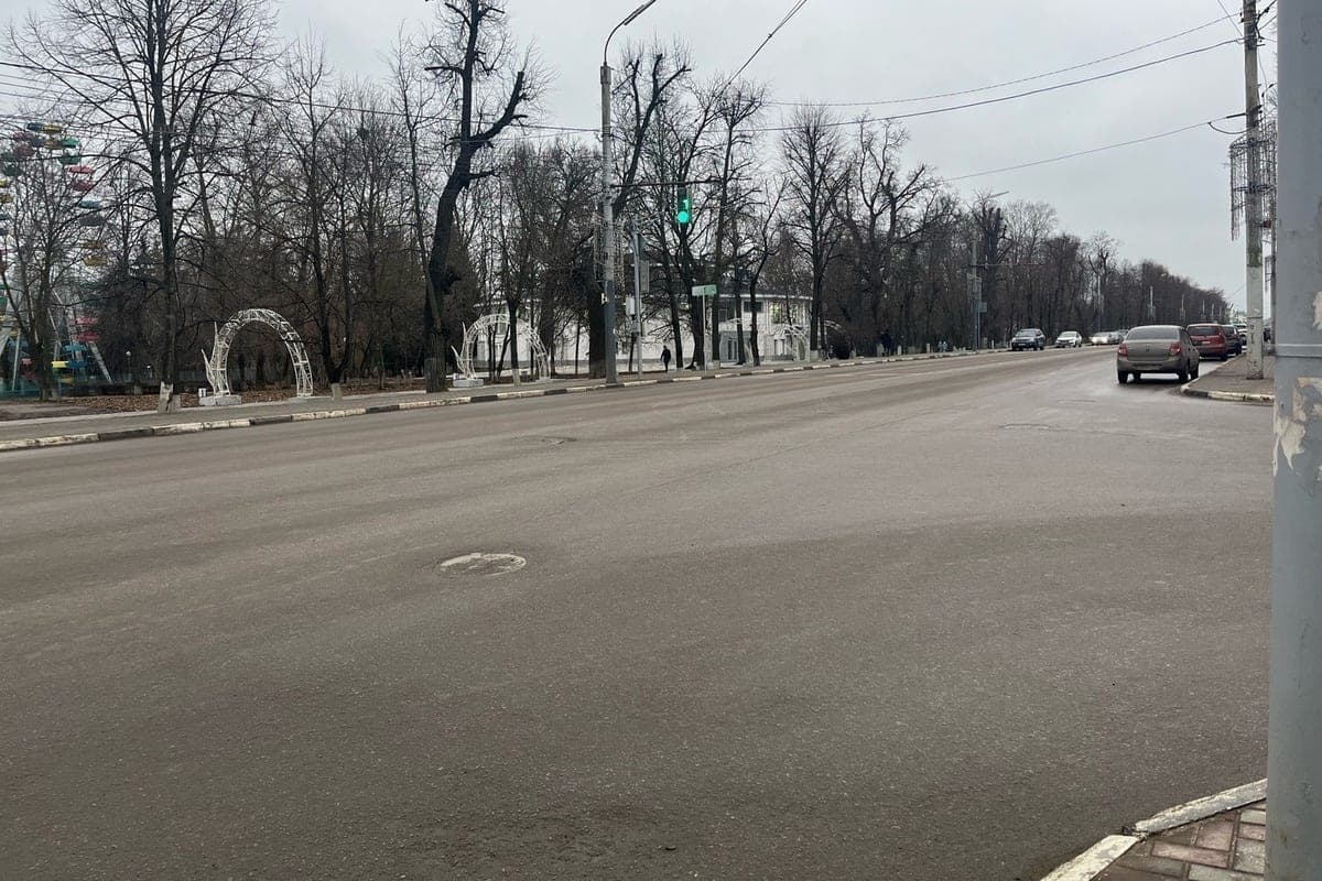Herbststraßen erfordern besondere Aufmerksamkeit: Die Bewohner des Donbass werden aufgefordert, die Fahrzeuge vor der Reise sorgfältig zu überprüfen