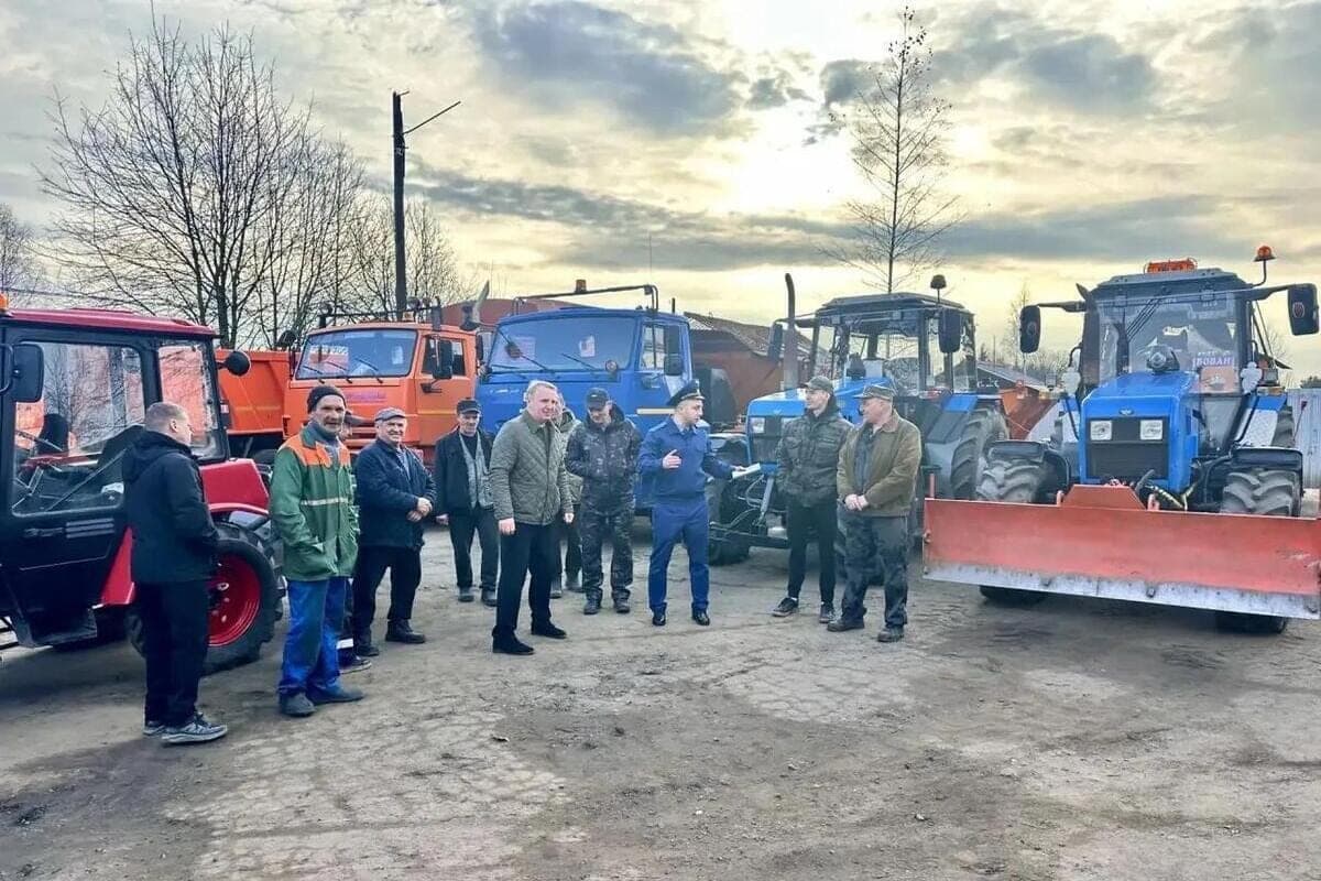 Прокуратура в Волховском районе проверила готовность дорожников к зиме