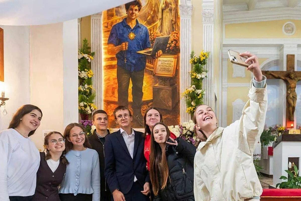 Archbishop sanctifies icon created by artificial intelligence