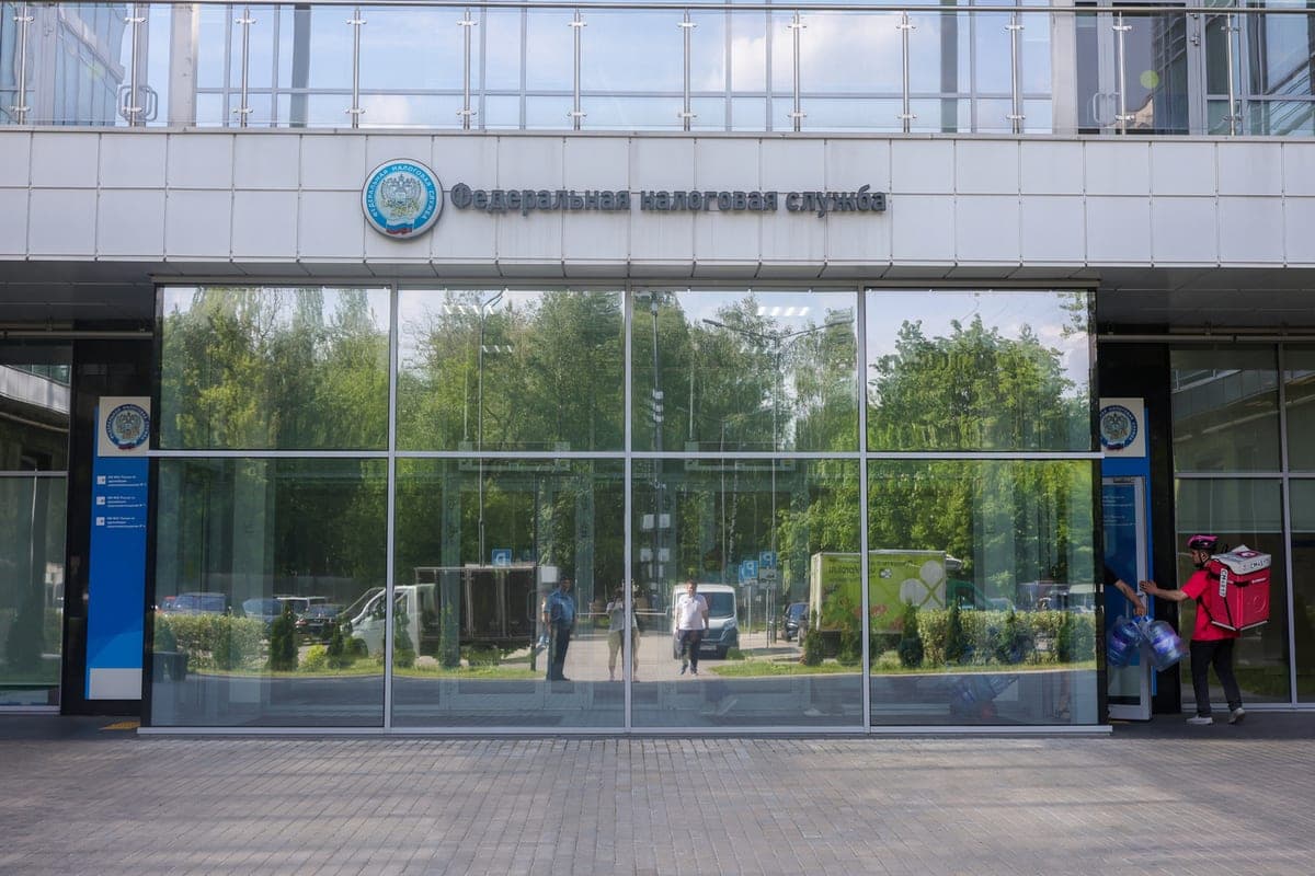 Пополнил — и проиграл: почему деньги с кредитки уходят на налоги