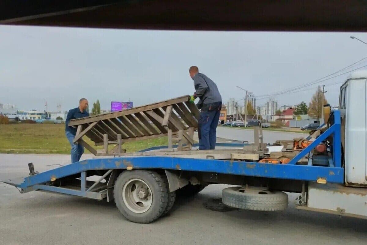 Auto shop, tent and counter removed from the streets of Lipetsk