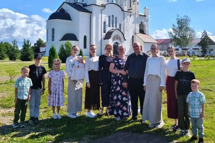 Mother-heroine from Kaluga region raises 11 children