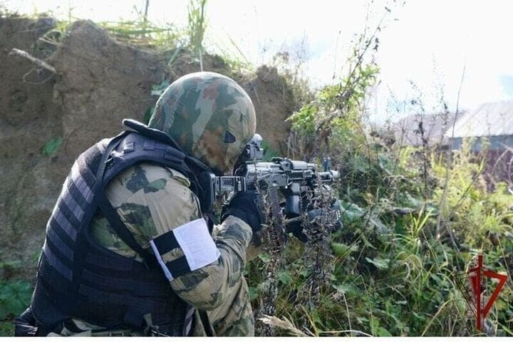 Smolensk Guardsmen are constantly increasing the level of combat training