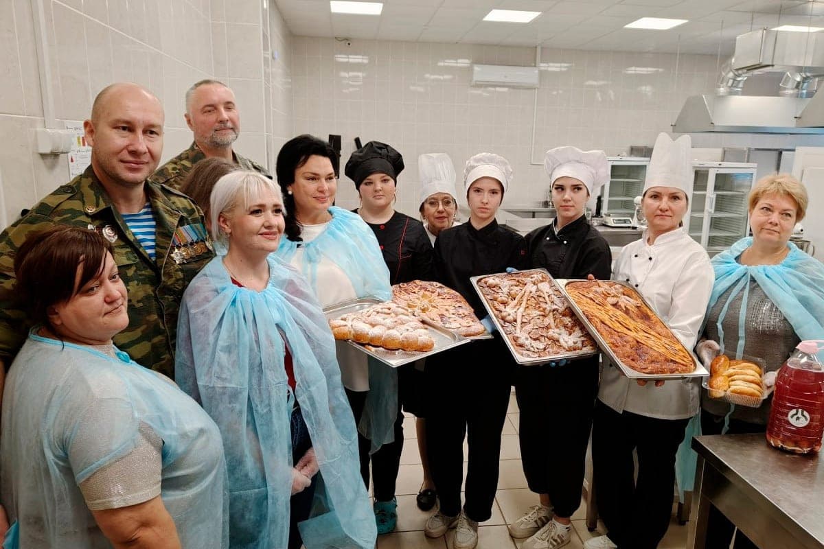 Липчане делятся семейными рецептами в акции «Пирог на четвёртое»
