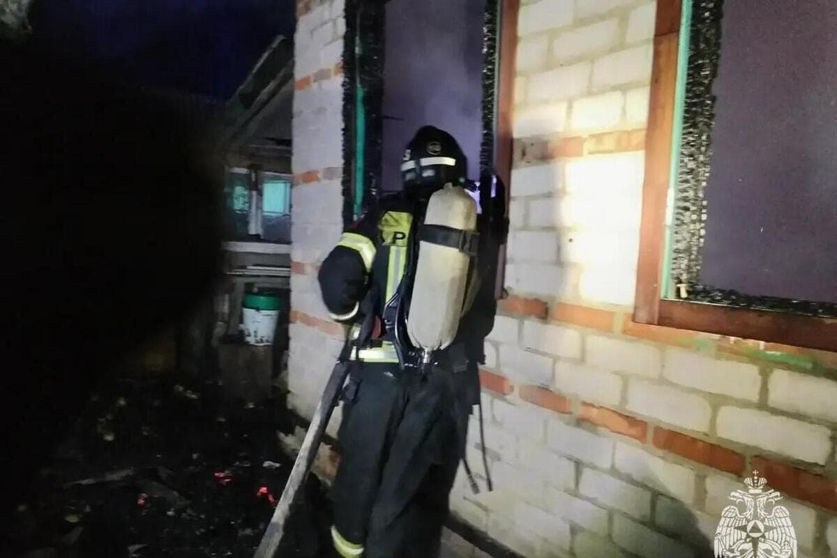 In the Mtsensky district, the dacha was burning