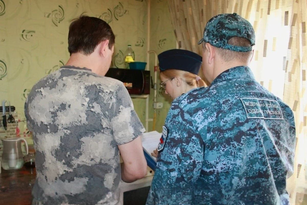 In Lipetsk wurde der Unterhaltsschuldner für 10 Tage ins Gefängnis geschickt