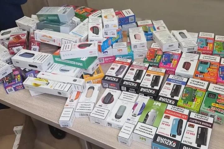 In the Bryansk region seized counterfeit nicotine products in retail outlets for 7 million rubles