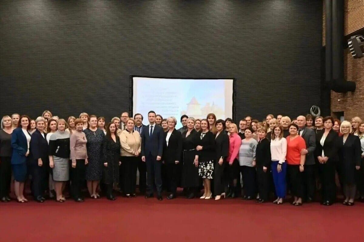 In the Pskov region discussed the key issues of school education and support for teachers