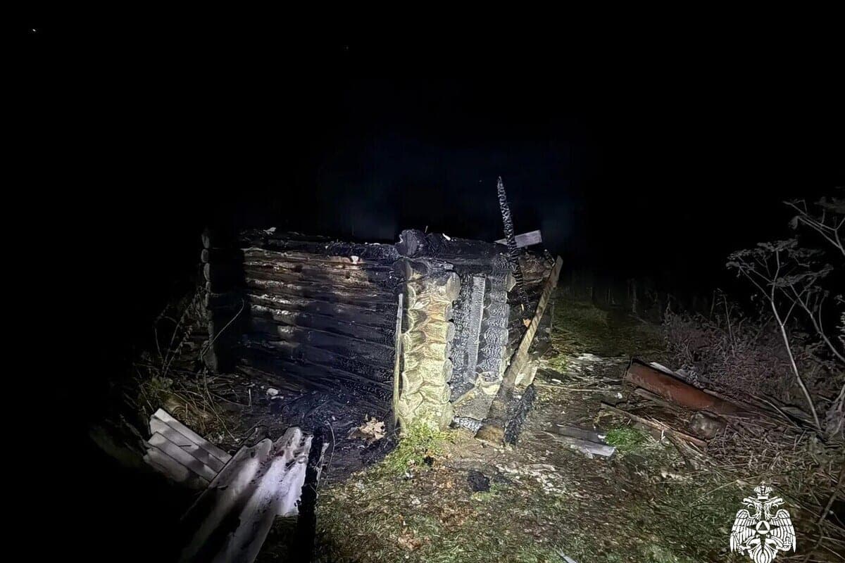 The season of stoves is open: in the Kostroma region burned two baths in two days