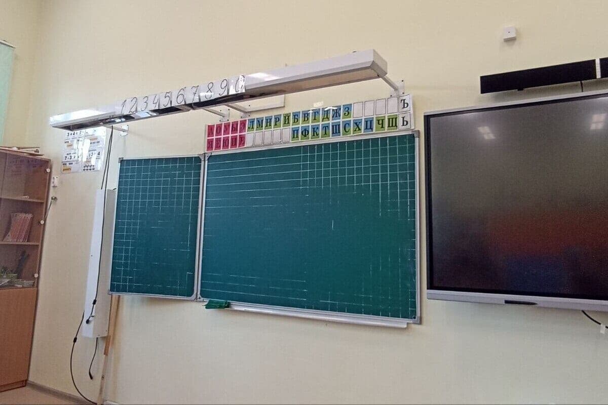 In Kaliningrad today allowed not to take children to schools and kindergartens because of the storm