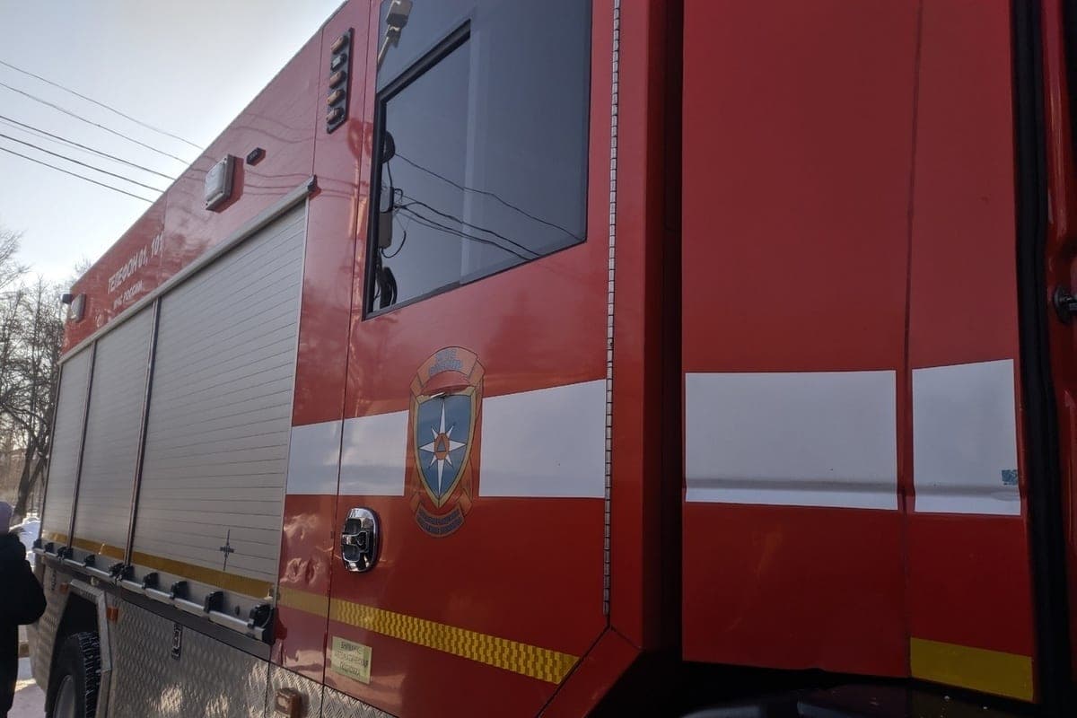 Man hospitalized after fire in Sheksnin district