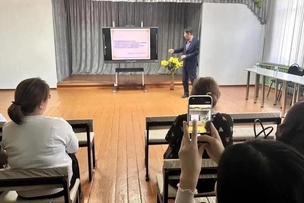 Школьники района Калмыкии приняли участие в семинаре-практикуме