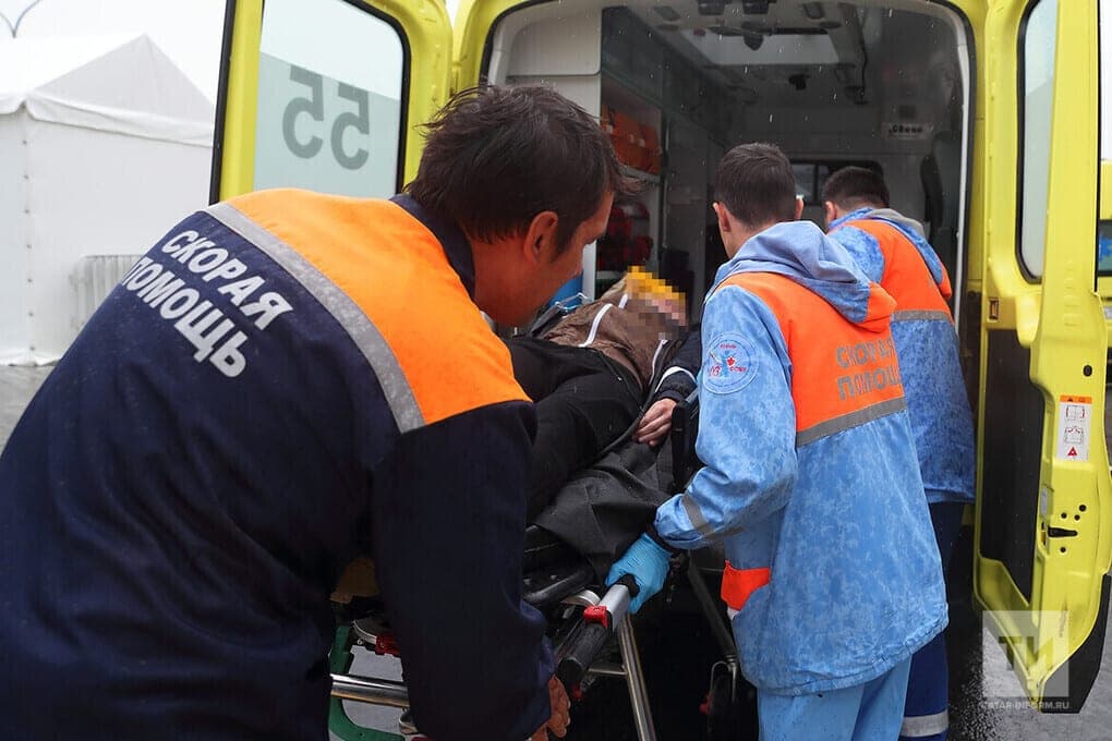 Пассажирку в ДТП под Челнами зажало в салоне авто