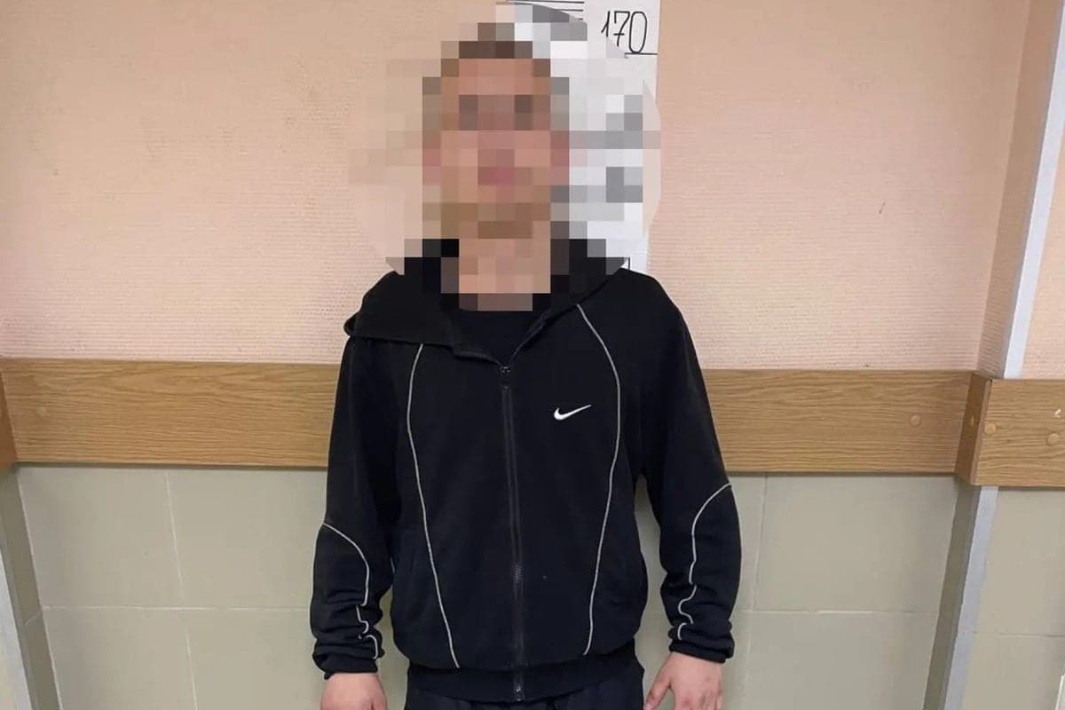 An unfamiliar coach beat and fired a pistol at a 24-year-old boy in the Leningrad region