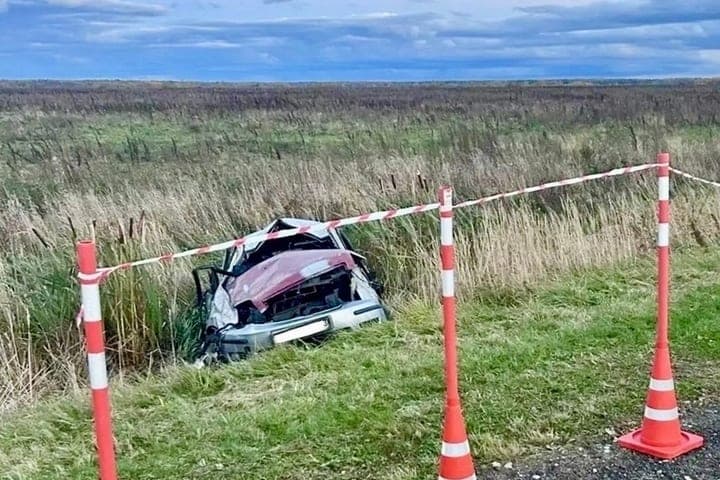 В Новгородском округе уронивший в кювет машину водитель попал в больницу