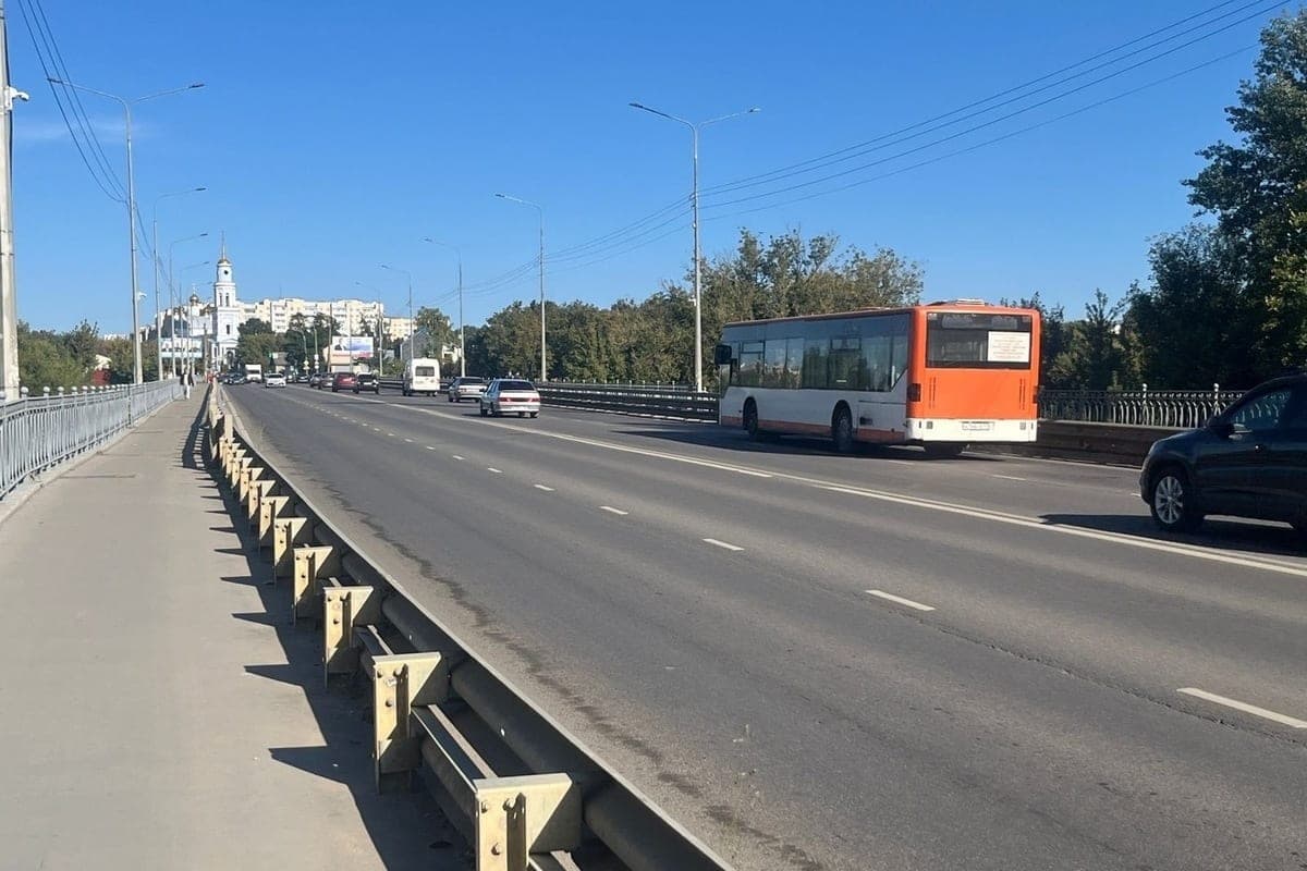 In the Orel region, the driver was fined for overtaking through a solid