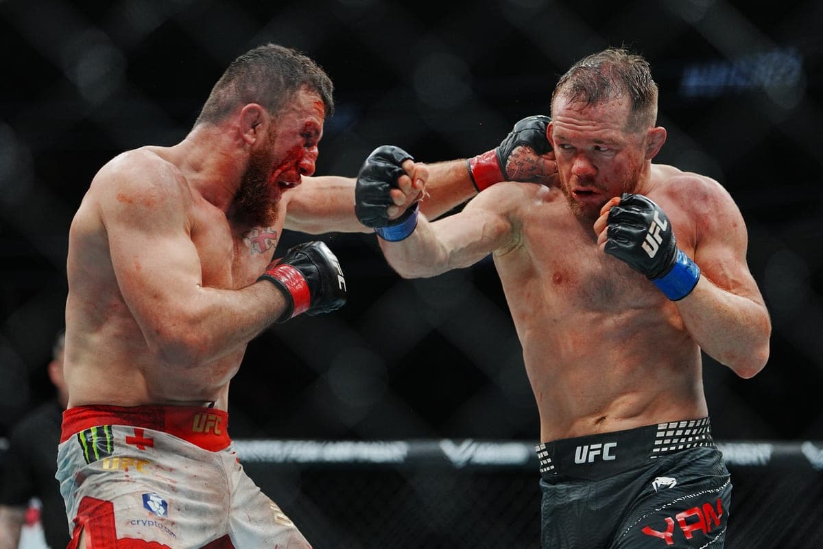 Peter Jan defeated Merab Dvalishvili by unanimous refereeing and retained the UFC championship belt