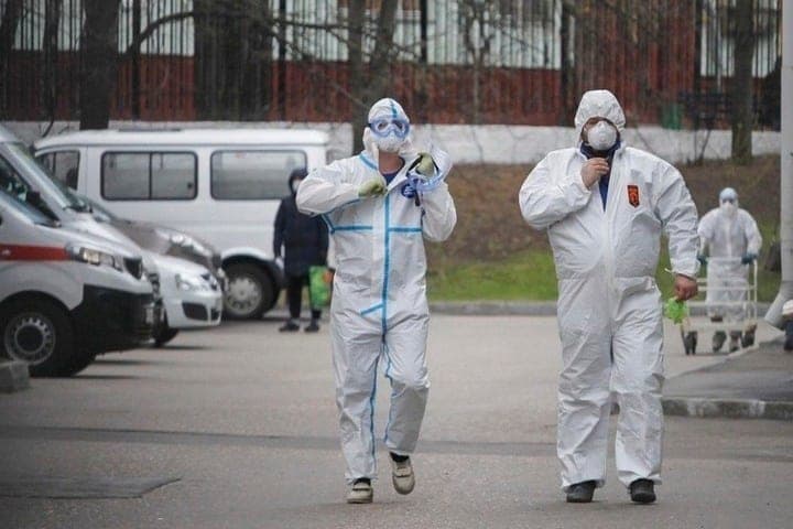 Five people placed under surveillance in the suburbs because of the risk of monkeypox