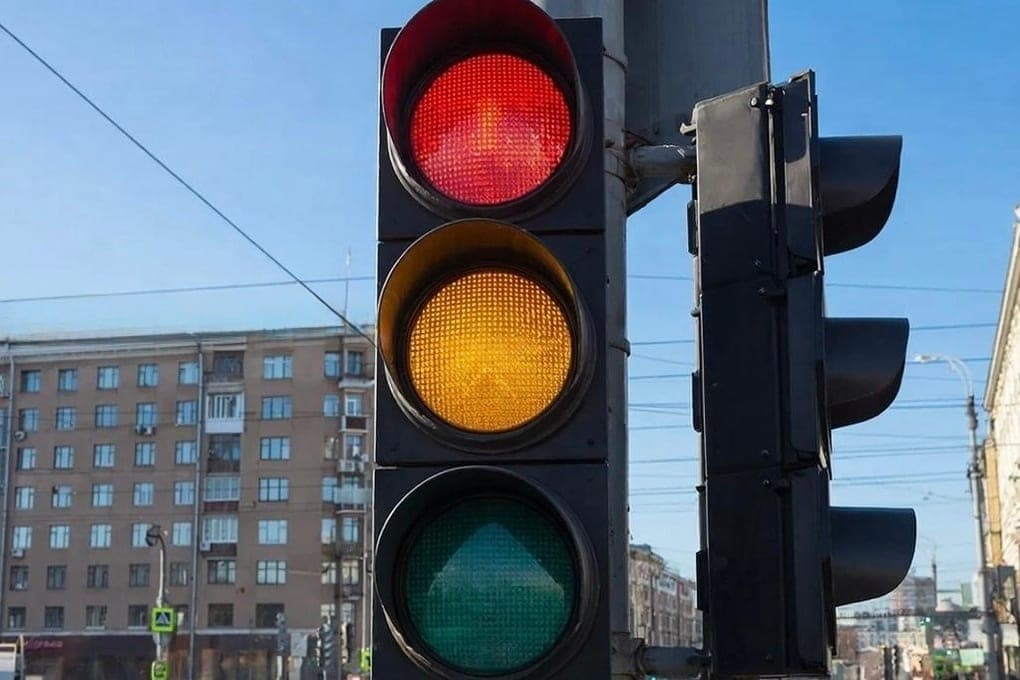 В Саранске на несколько часов отключат светофор на Советской