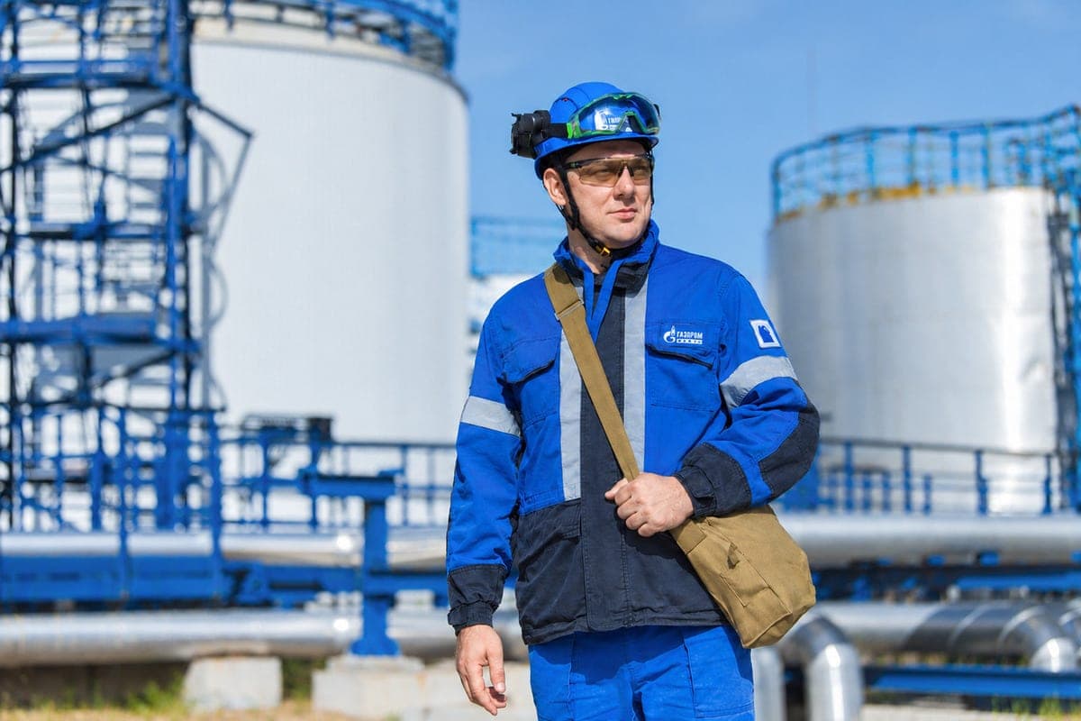 Gazpromneft-SM creates personnel potential of oil refining industry