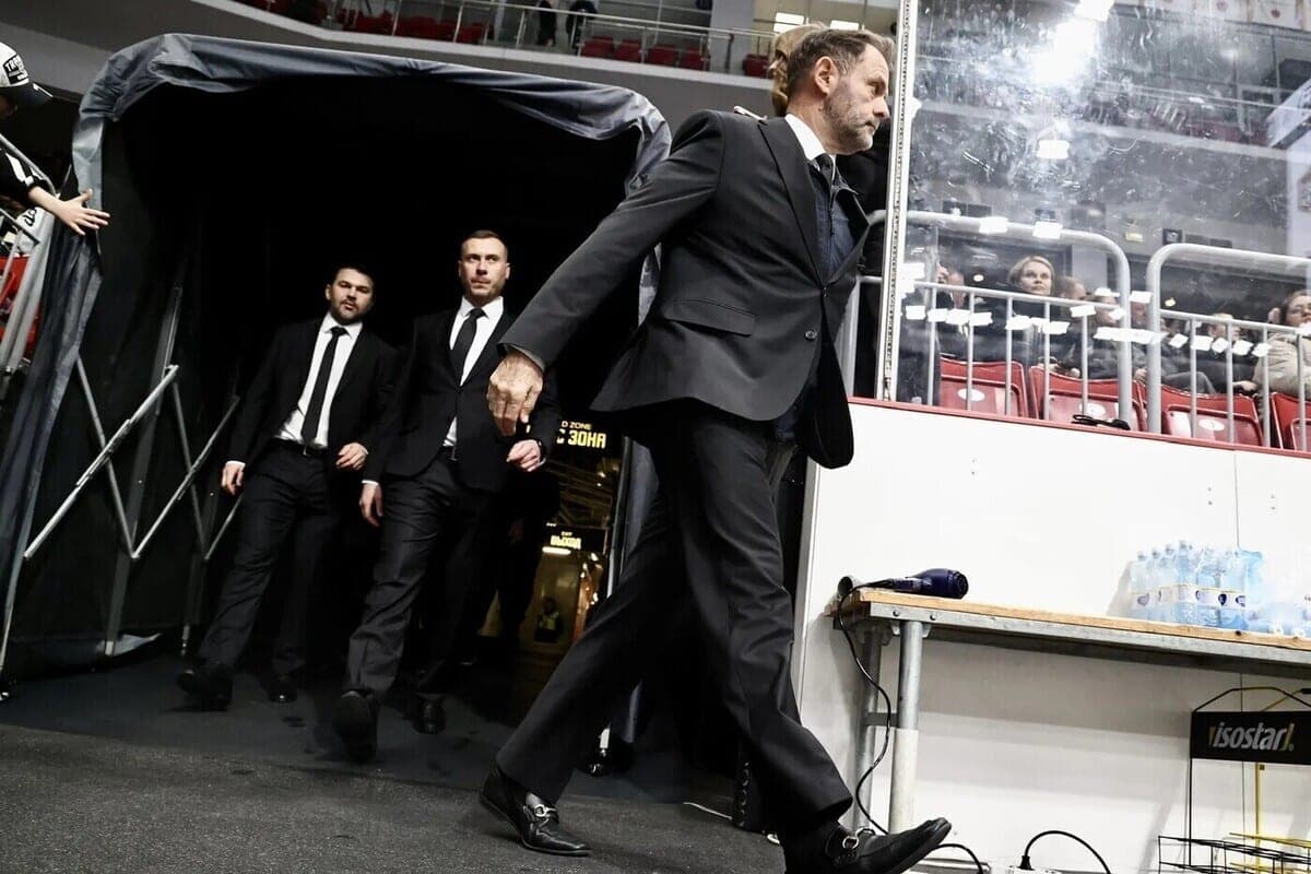 The head coach of Traktor noted a strong passion for the game at Zharkov
