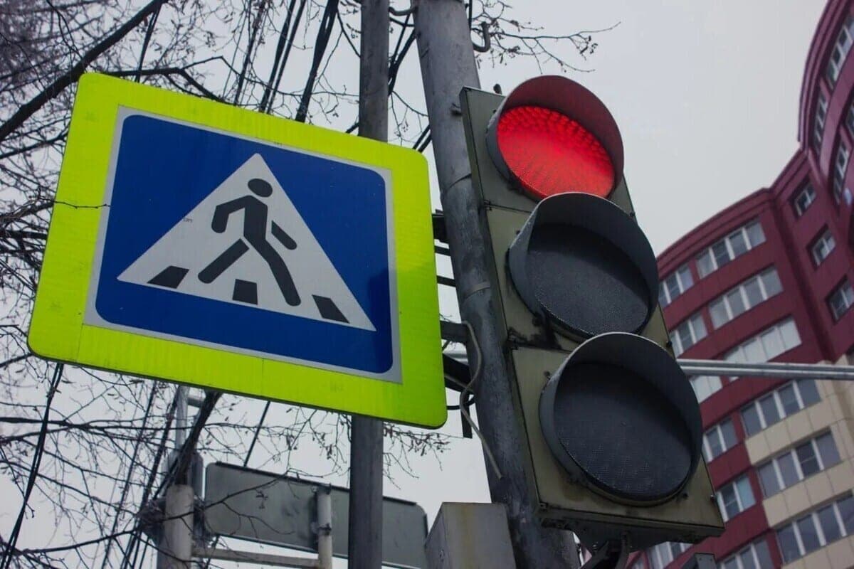 In St. Petersburg, 660 thousand “squares” of markings were applied and 6 thousand signs were installed