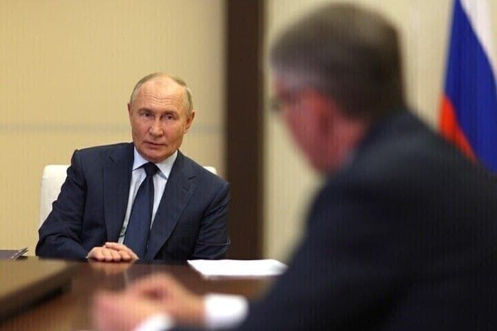 The worker, the locksmith and the head of the site: which of the Tulyaks was noted by President Putin