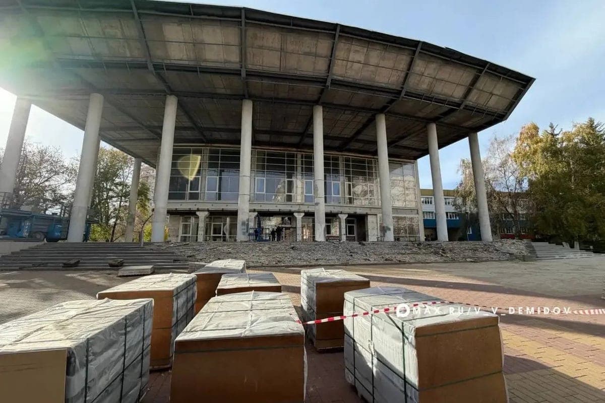 In the Belgorod Palace of Children's Creativity updated entrance group