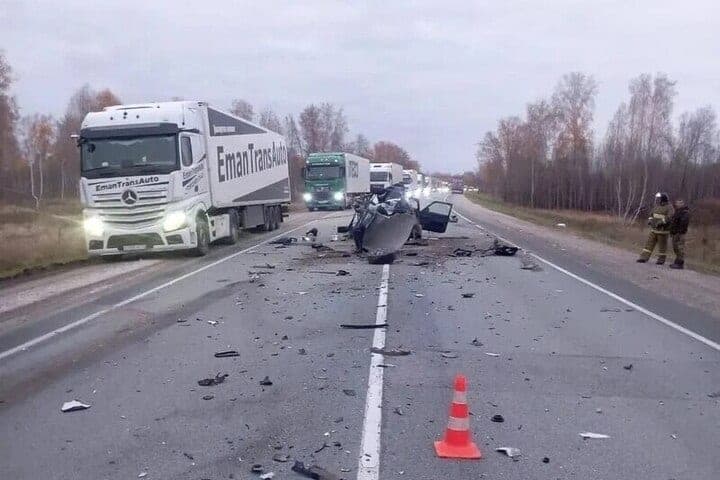 Водитель «Нивы» погиб в тройном ДТП с грузовиками под Новосибирском