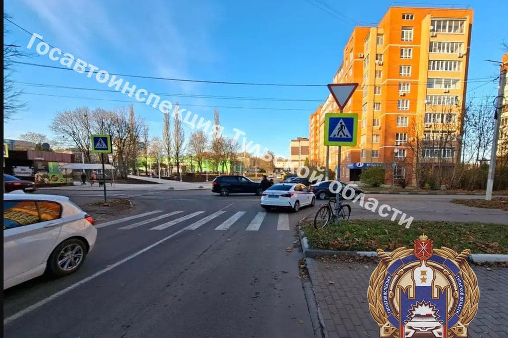 В Новомосковске автоледи на Ford Focus сбила 16-летнего велосипедиста