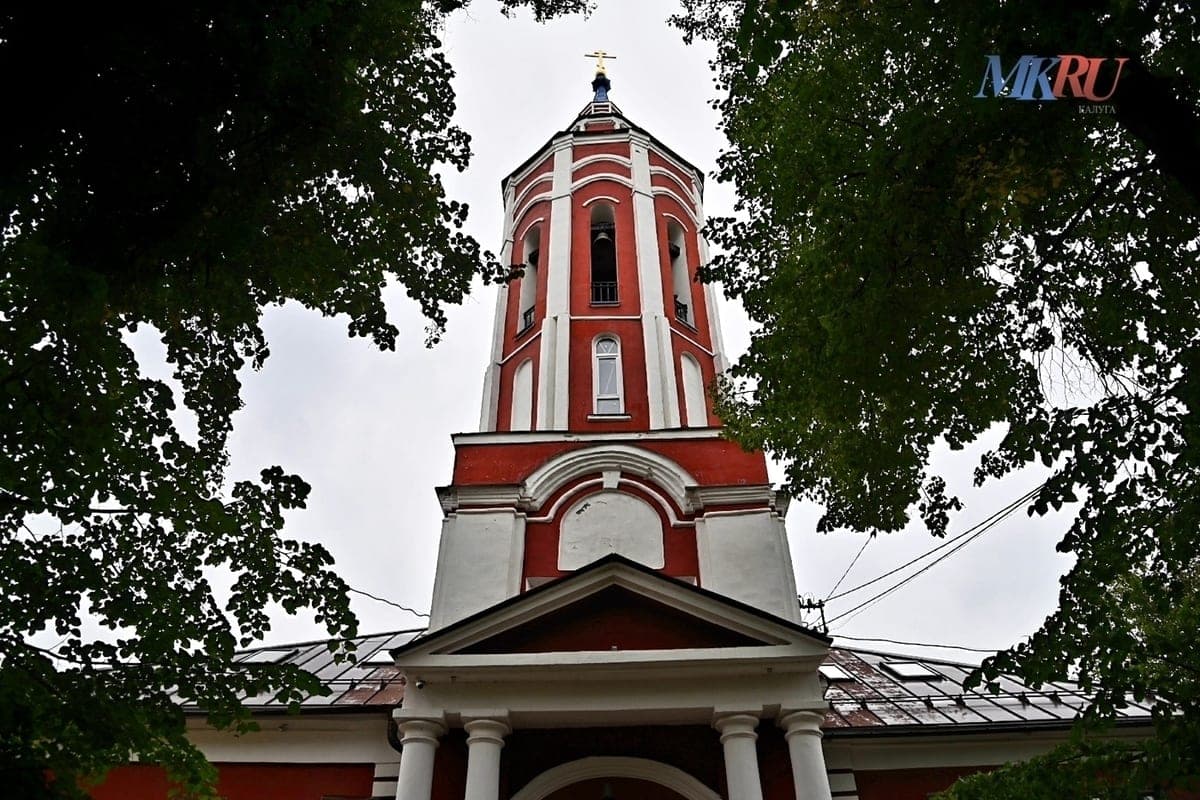 Kalujans habló de las tradiciones del apicultor