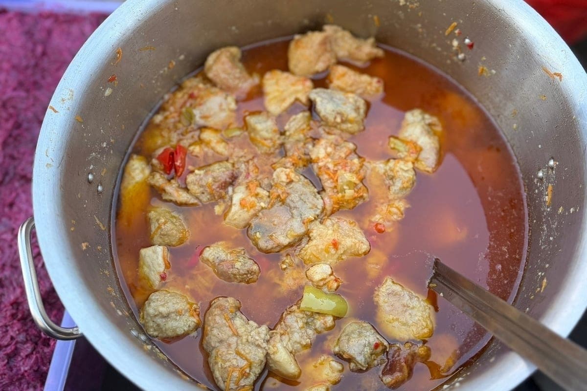 In Kursk, the homeless were fed borscht, pasta and pork stew