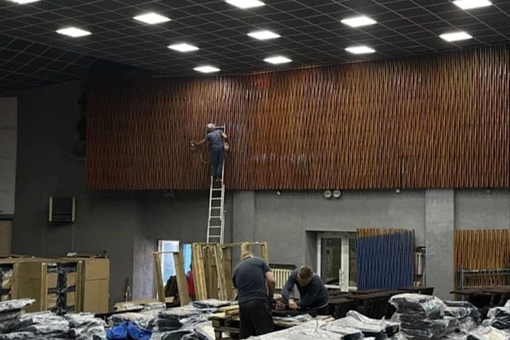 В Суходольском Дворце культуры завершают ремонт зрительного зала