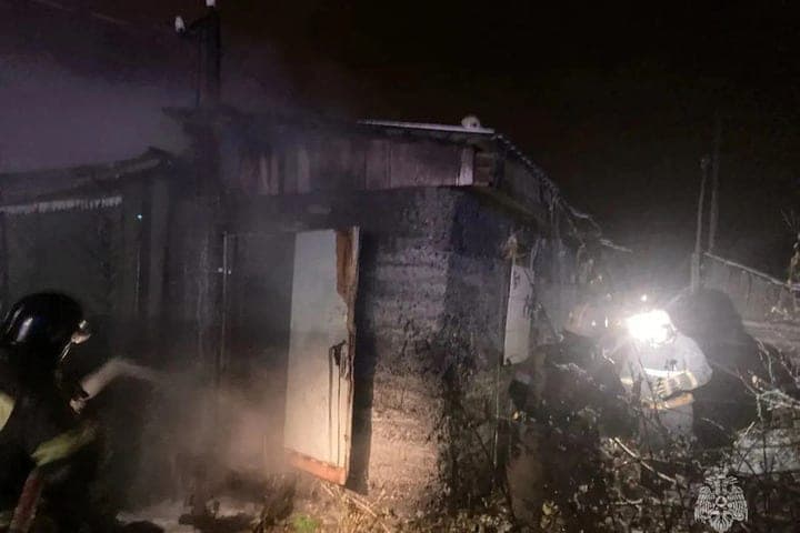 In the fire in the Altai village killed 10 chickens