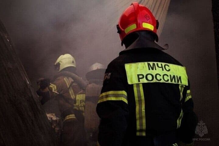 In Alupka during construction work caught fire transformer