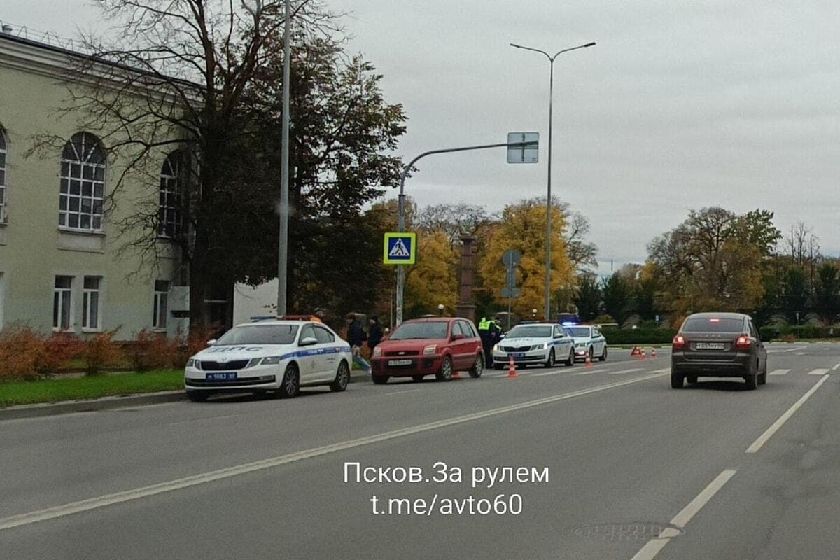 In Pskov, a car hit a pedestrian on the street Jan Fabricius