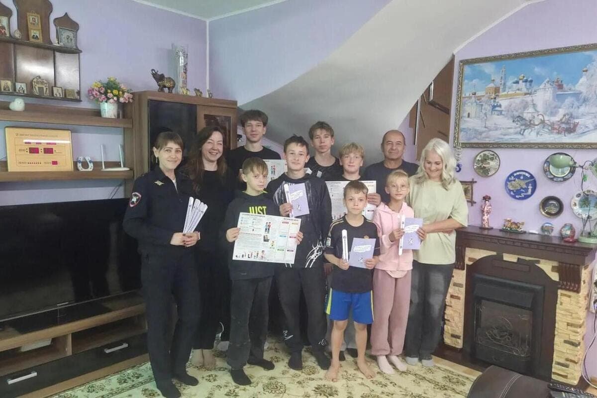 Car inspectors Serpukhov visited a large family