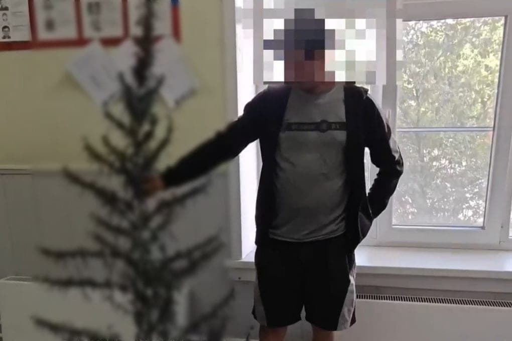 A resident of the Altai Territory was detained with a tree-like bush of dope grass