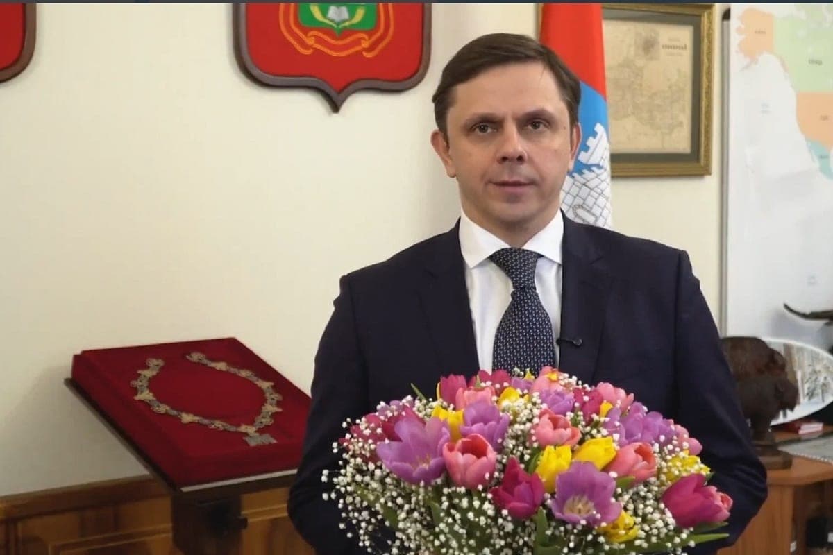 Клычков поздравил орловскую семью Борисюк с победой в престижном конкурсе