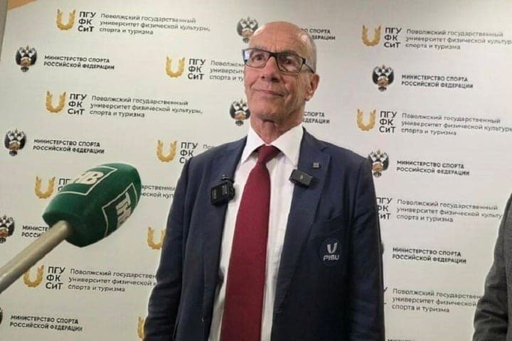 Президент FISU оценил готовность Казани к международным турнирам