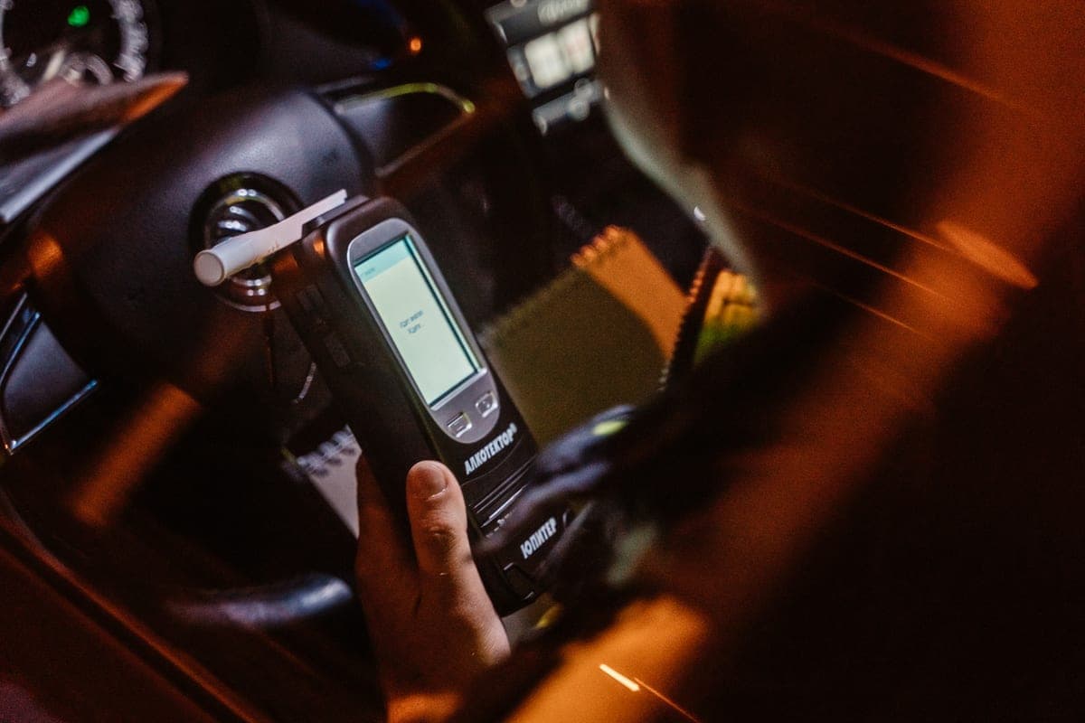 Das Auto eines Bewohners der Region Tver wurde für wiederholtes Fahren unter dem Einfluss beschlagnahmt
