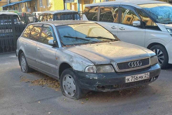 In Cheboksary looking for owners of abandoned Audi and Nissan