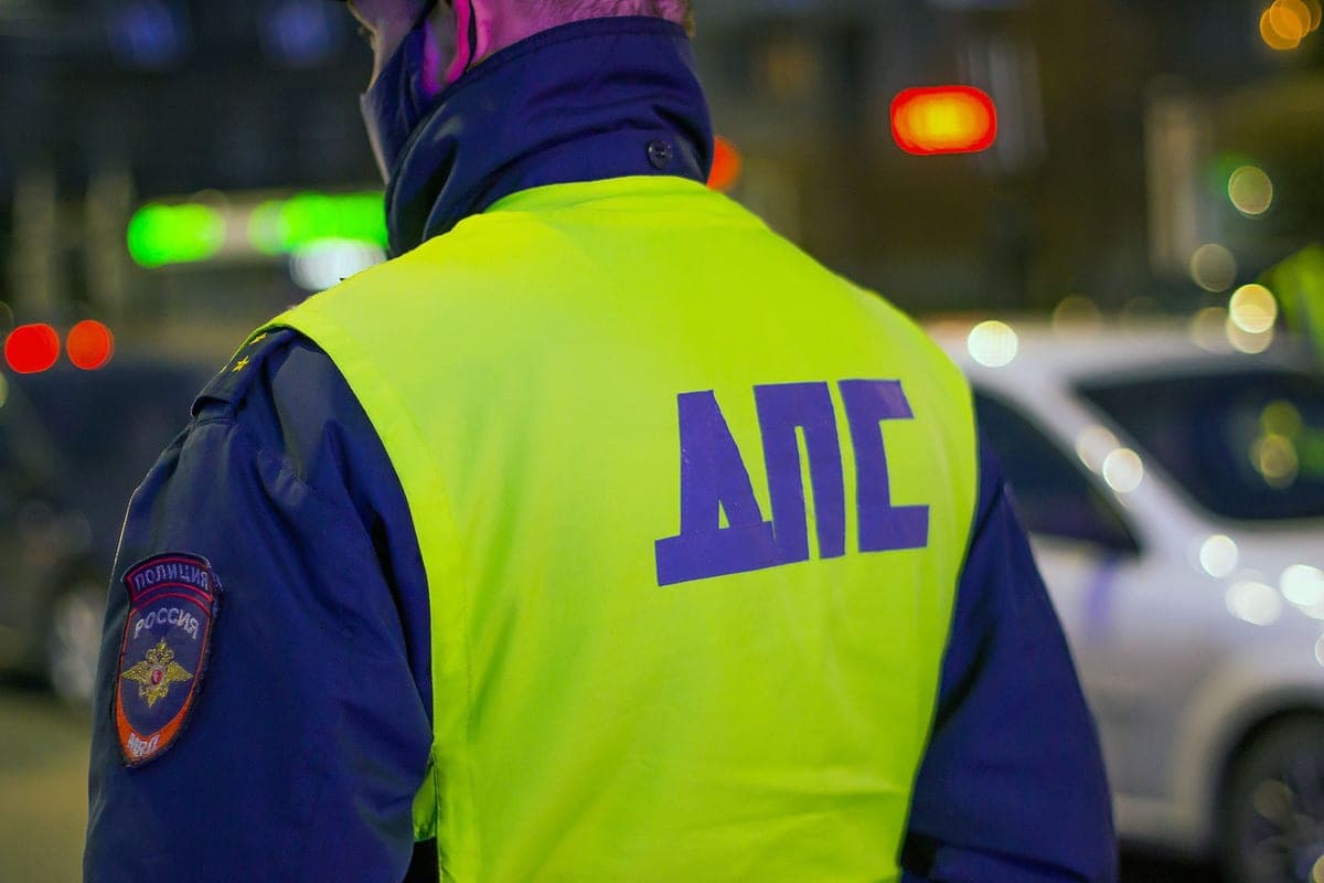 Drunk Chelyabinsk made an accident with two burning cars