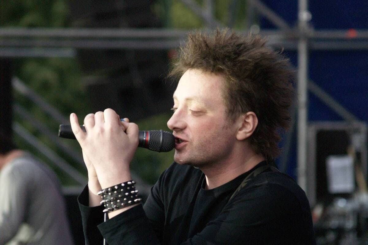 Ex-vocalist of “Agata Christie” Samoilov was urgently hospitalized at a concert