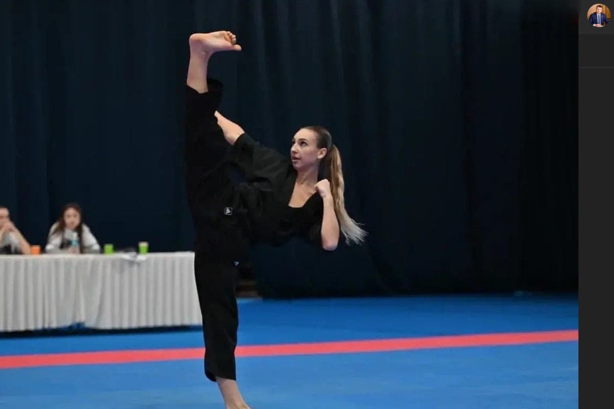 Belgorodka est devenu le champion du monde en kickboxing