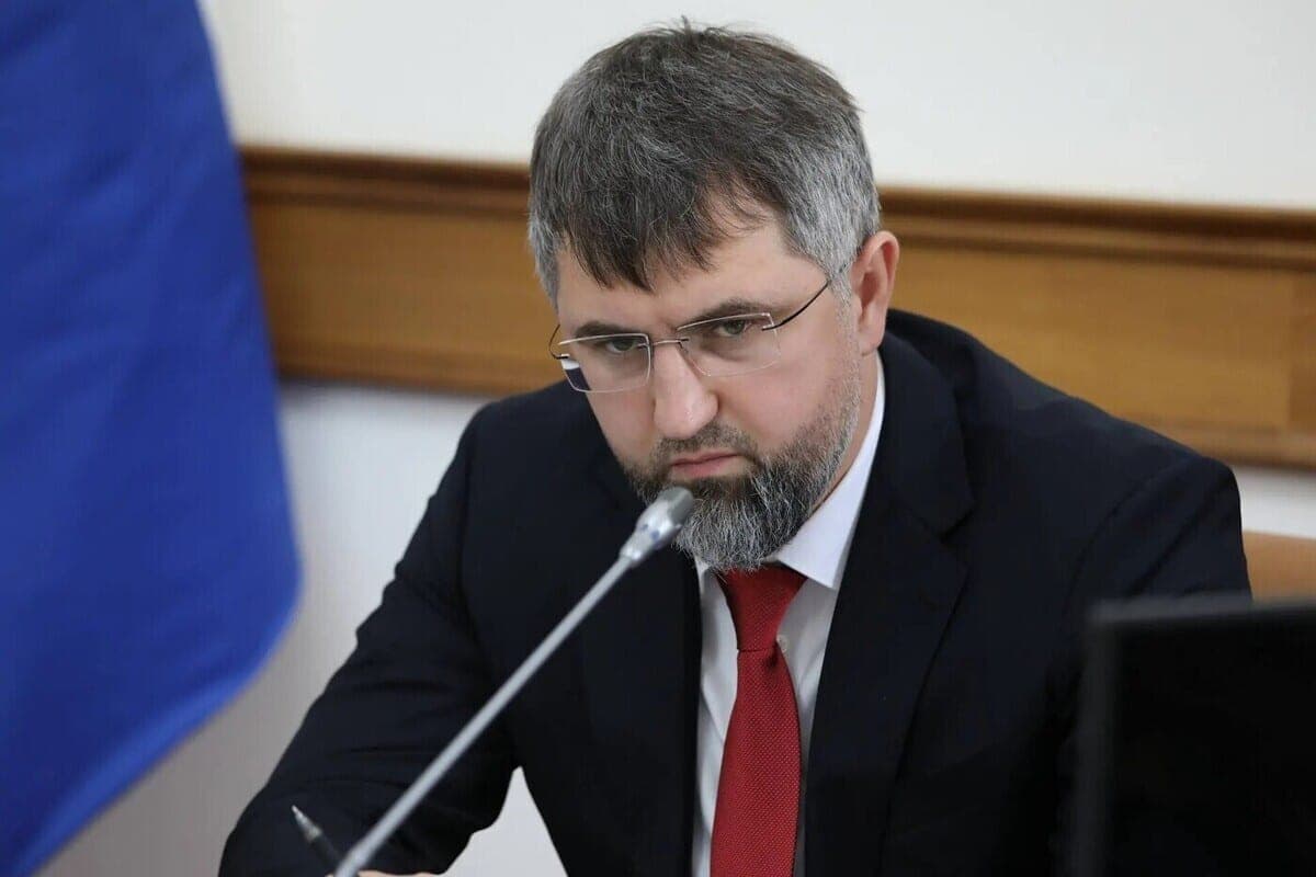 Премьер Дагестана поручил создать опорные школы по родным языкам