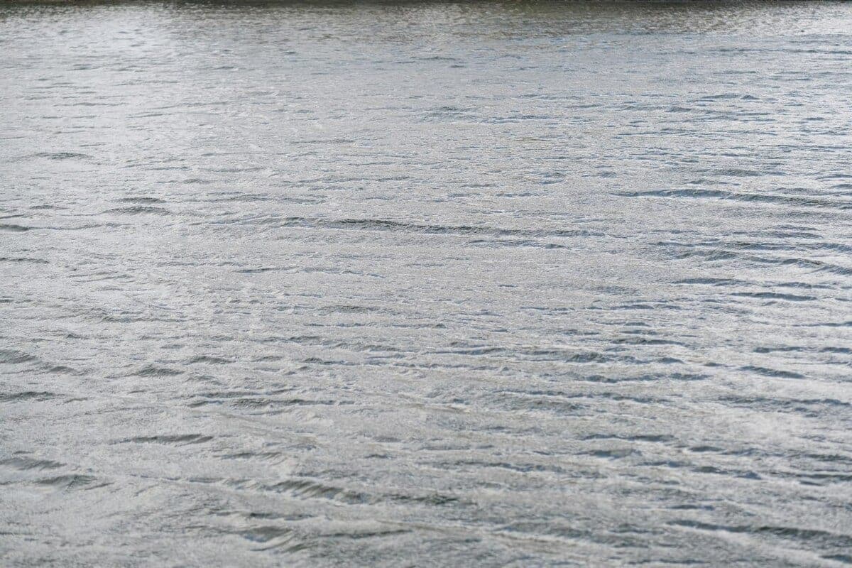 In Astrakhan, the body of a drowned man was removed from the water