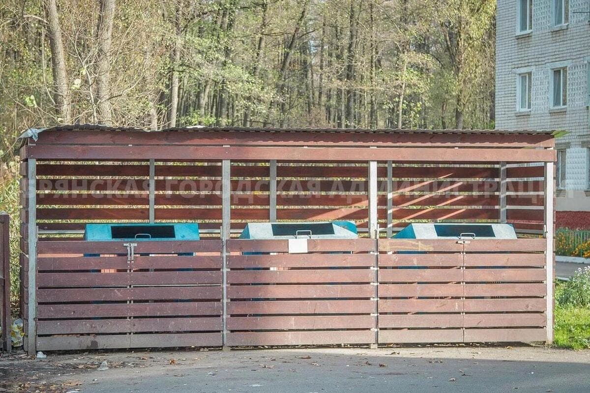 В Брянске до конца года во дворах установят более 60 контейнерных площадок