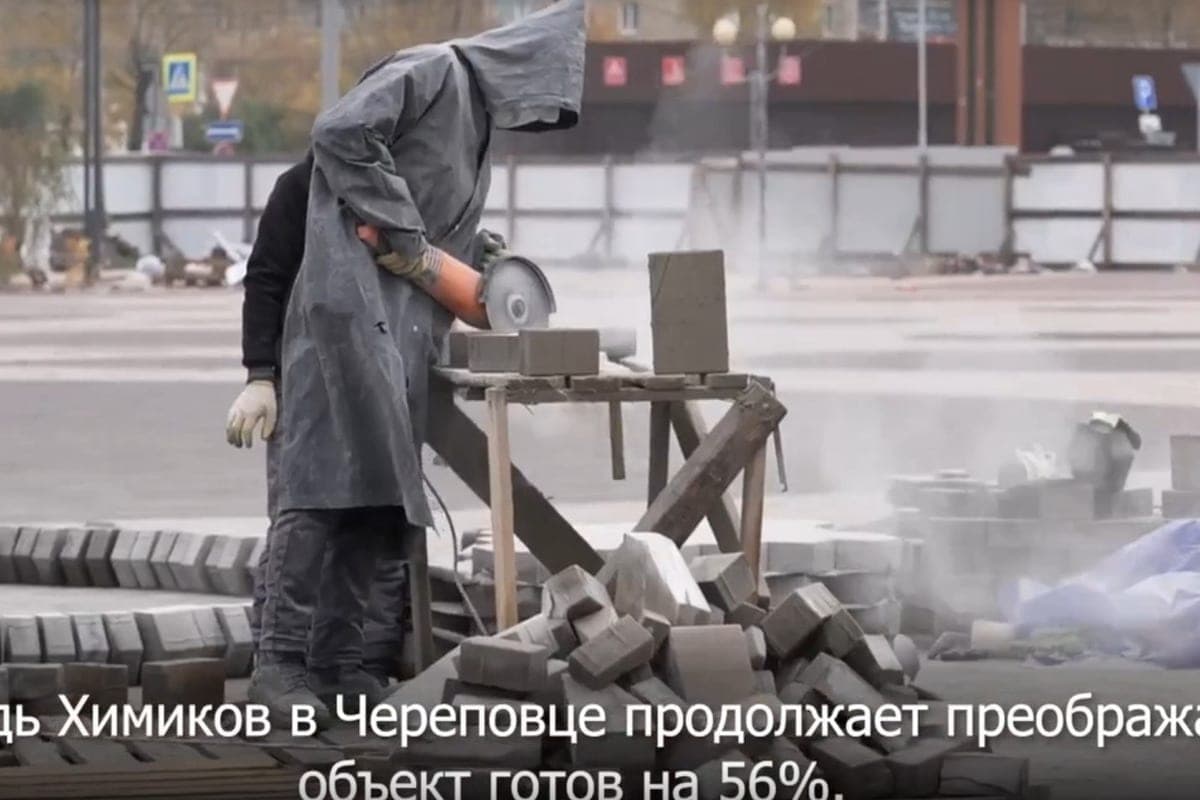 Georgy Filimonov showed how the transformation of the Chemists Square in Cherepovets is going