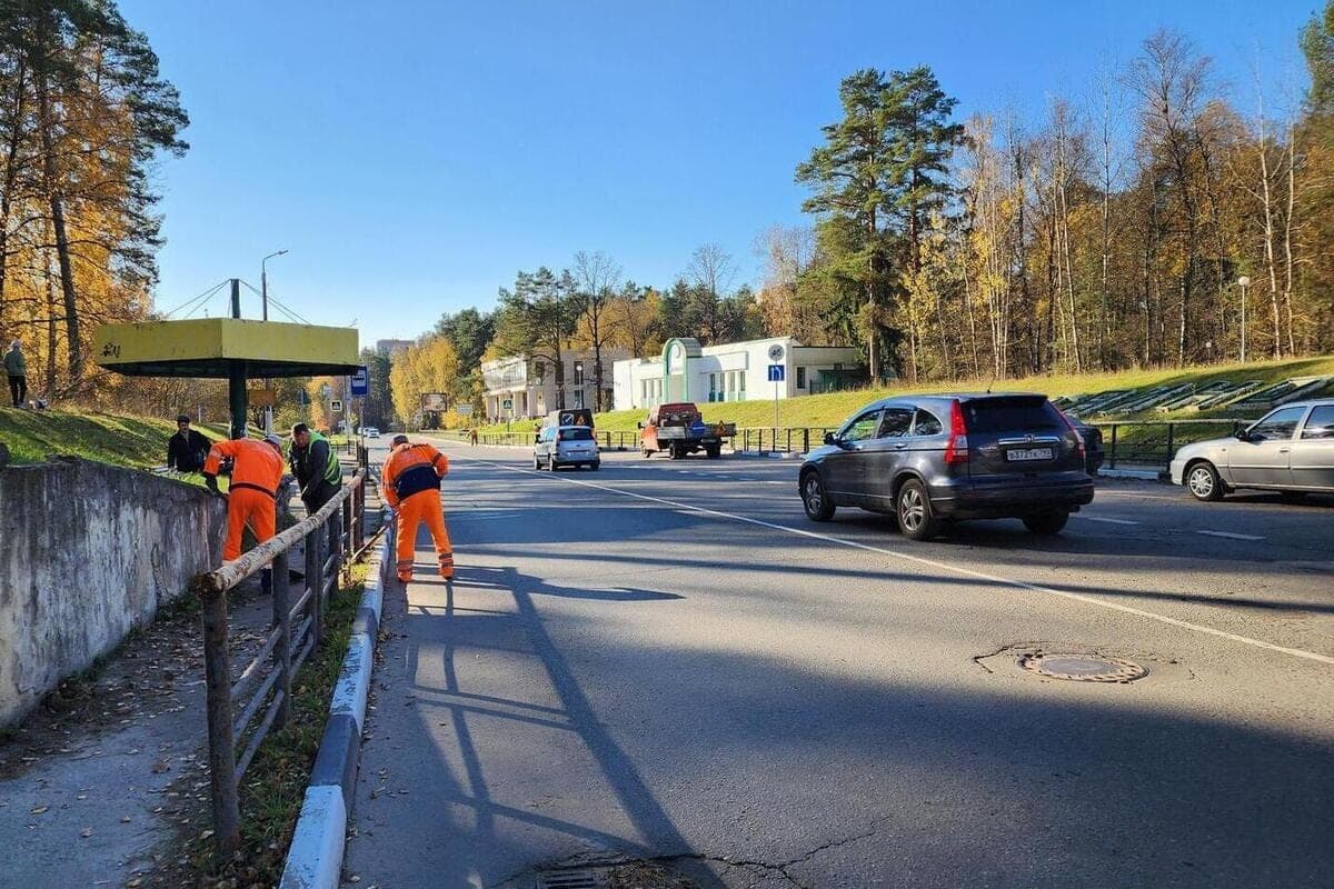 Public utilities Protvino restore order on the road